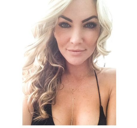 Casi Davies photo 412