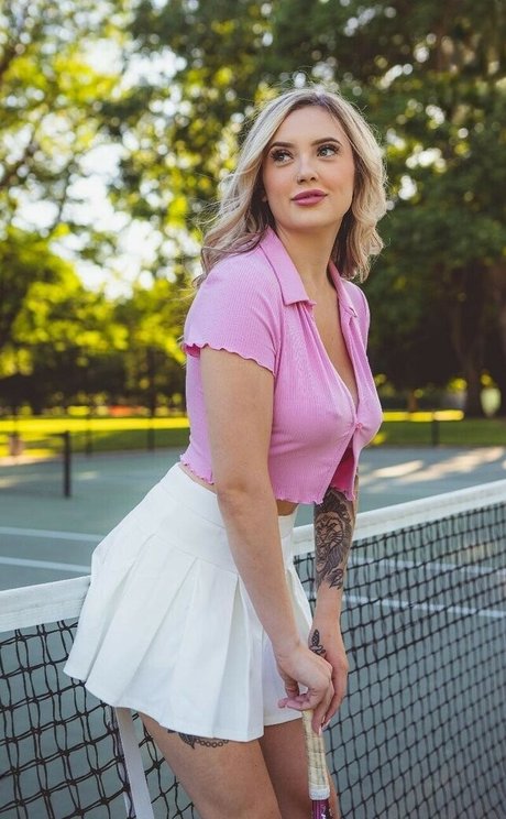 Cassidy June photo 8