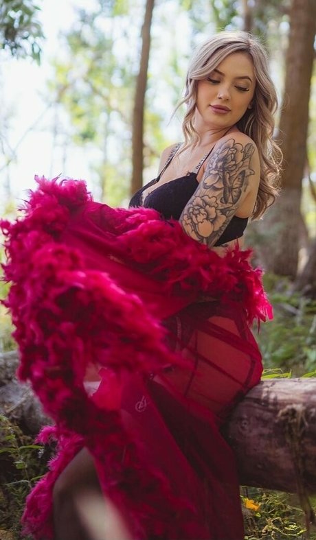 Cassidy June photo 15