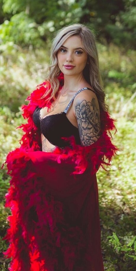 Cassidy June photo 16