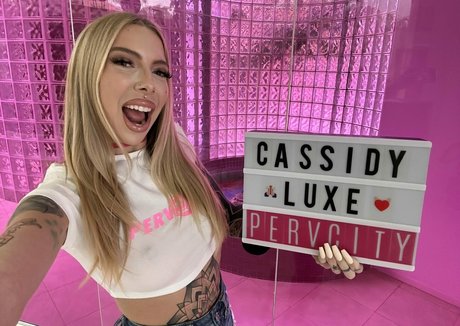 Cassidy Luxe photo 10