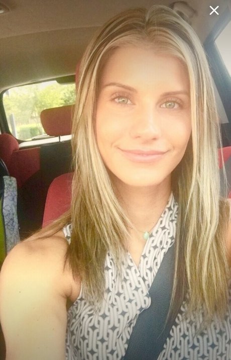 Cassie Bender photo 114