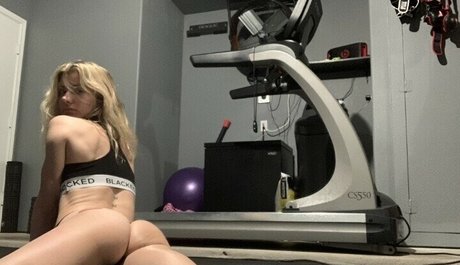 Cassie Bender photo 207