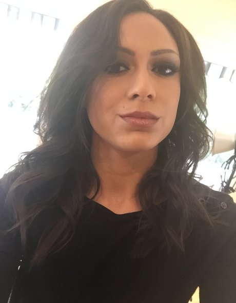 Cassie Del Isla photo 68