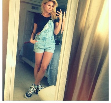 Cassie Scerbo photo 37