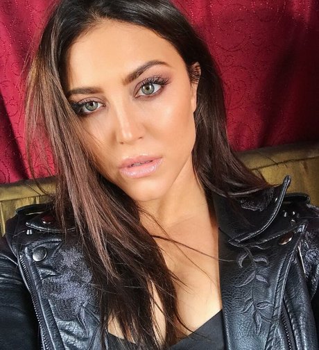 Cassie Scerbo photo 74