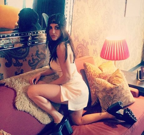 Cassie Scerbo photo 78