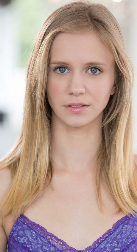 Profile photo of CastingCouch X