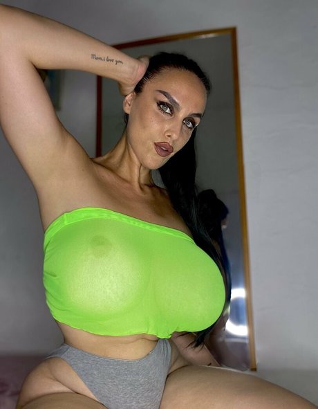 Castiza Vixens photo 18