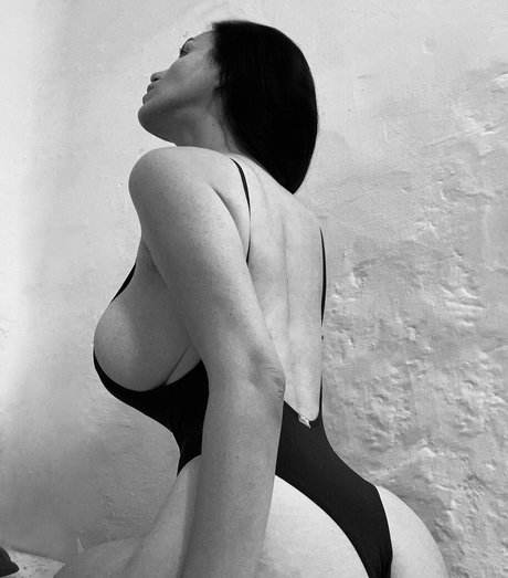 Castiza Vixens photo 100