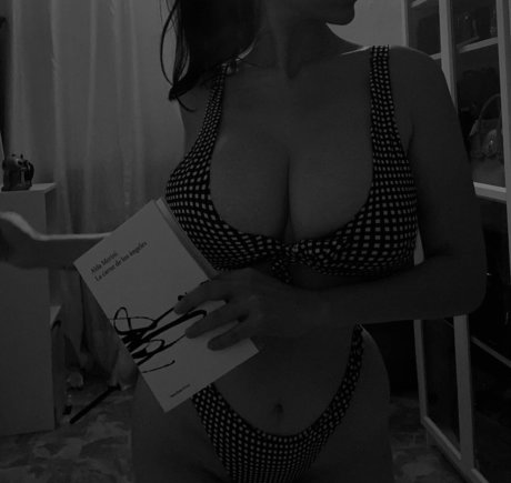 Castiza Vixens photo 140