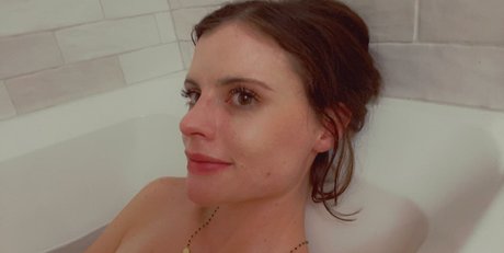 Casual_lies photo 11