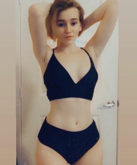 Cat Bogausch photo 8