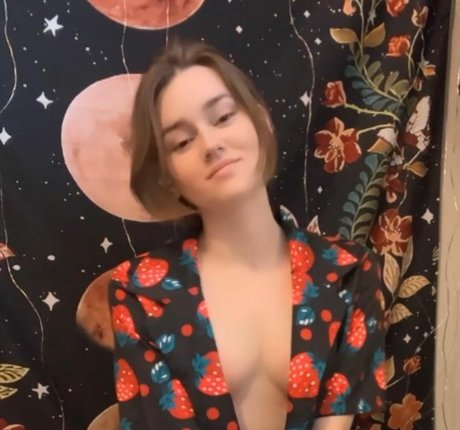 Cat Bogausch photo 9