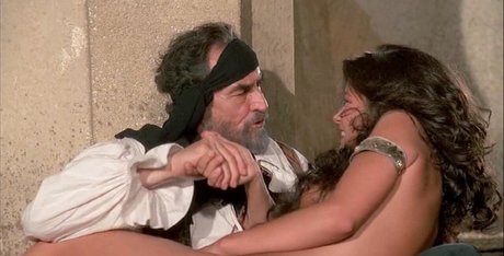 Catherine Zeta-Jones photo 14