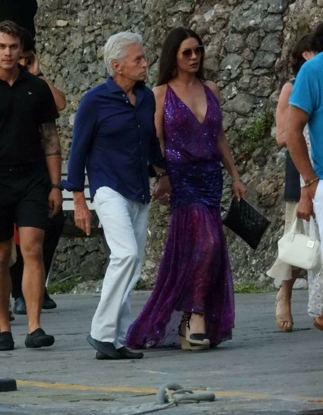 Catherine Zeta-Jones photo 15