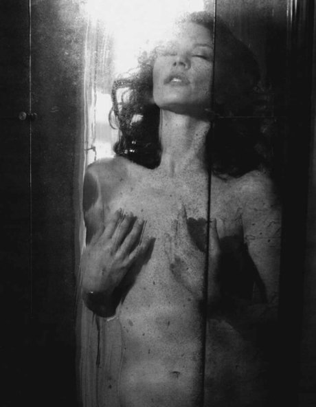 Catherine Zeta-Jones photo 23