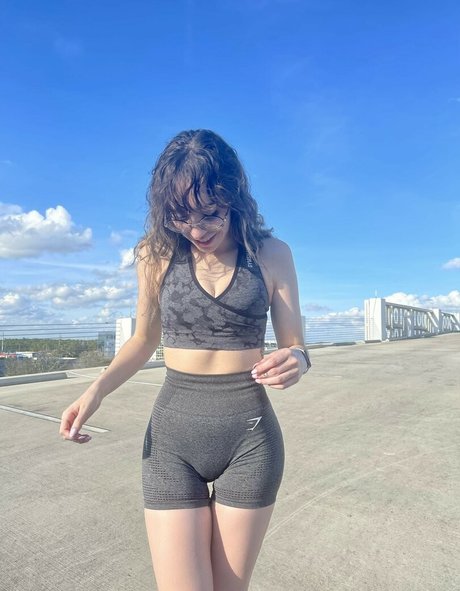 Catlyn Crespo photo 53