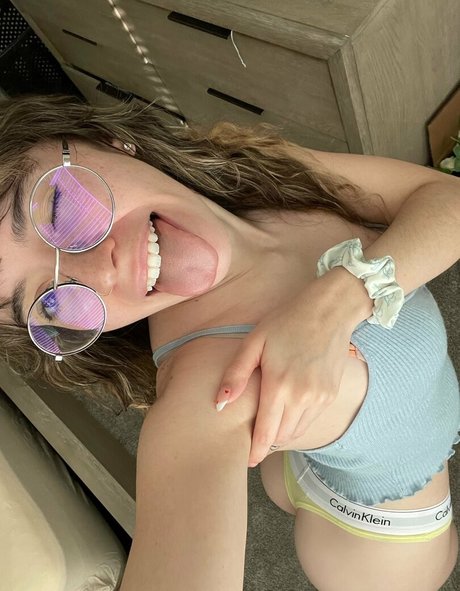 Catlyn Crespo photo 55