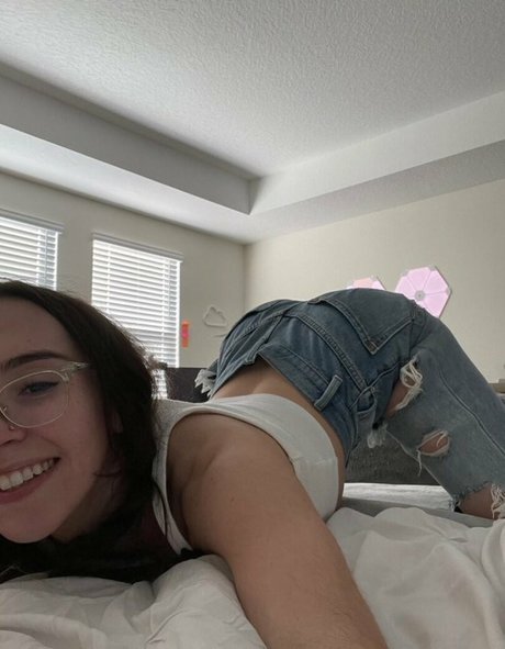 Catlyn Crespo photo 69