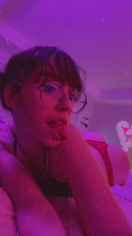 Catlyn Crespo photo 101