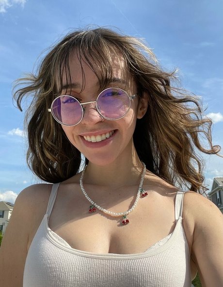 Catlyn Crespo photo 129