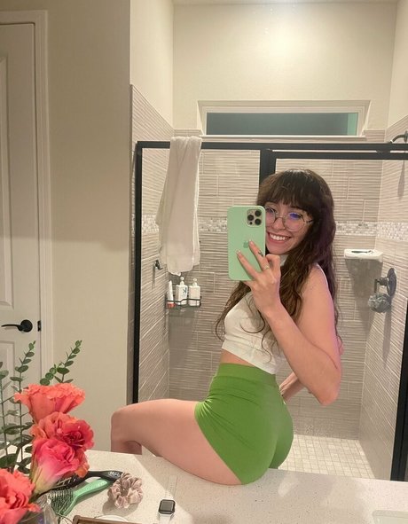 Catlyn Crespo photo 145