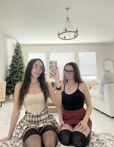 Catlyn Crespo photo 155