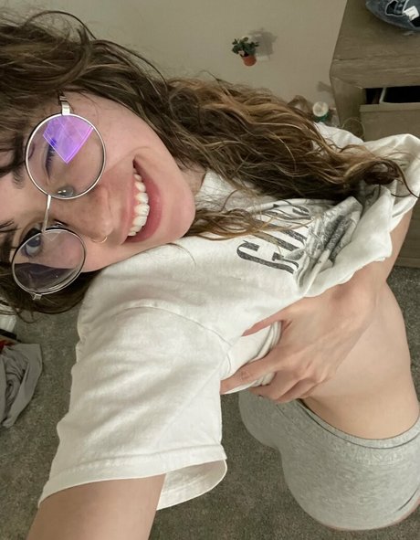 Catlyn Crespo photo 164