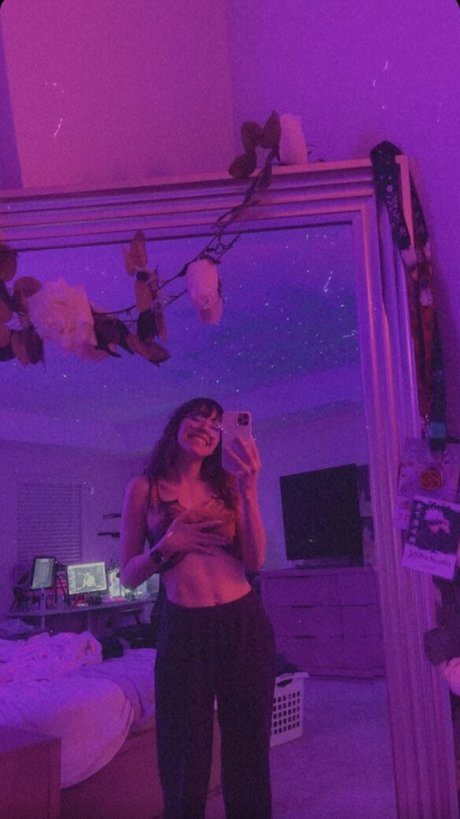 Catlyn Crespo photo 204