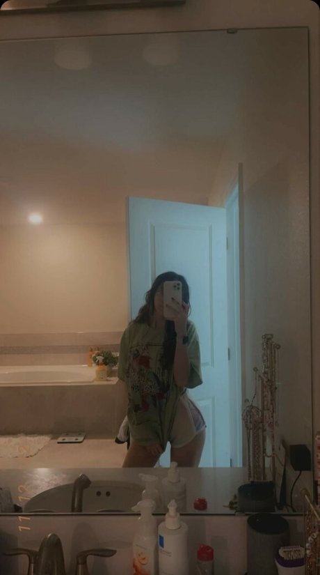 Catlyn Crespo photo 214