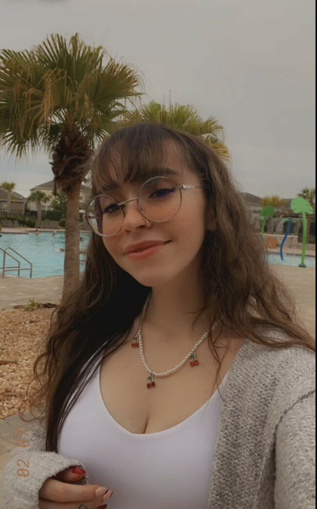 Catlyn Crespo photo 222