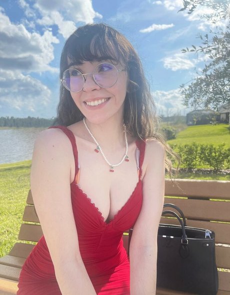 Catlyn Crespo photo 224