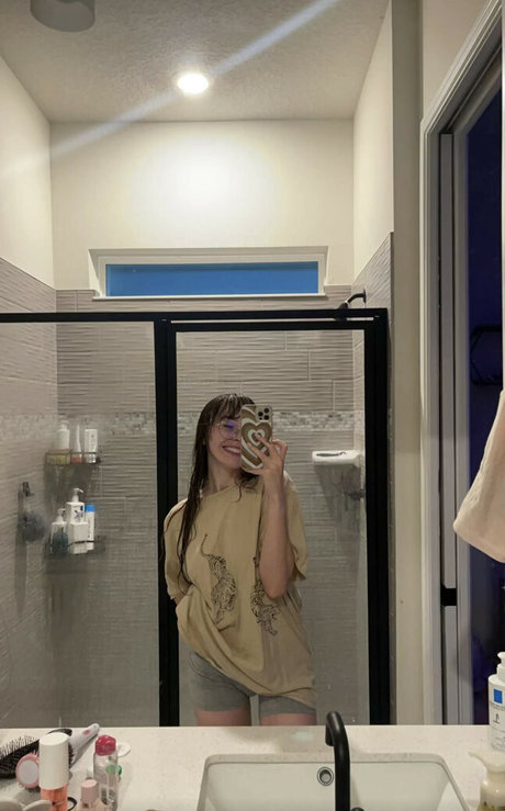 Catlyn Crespo photo 240