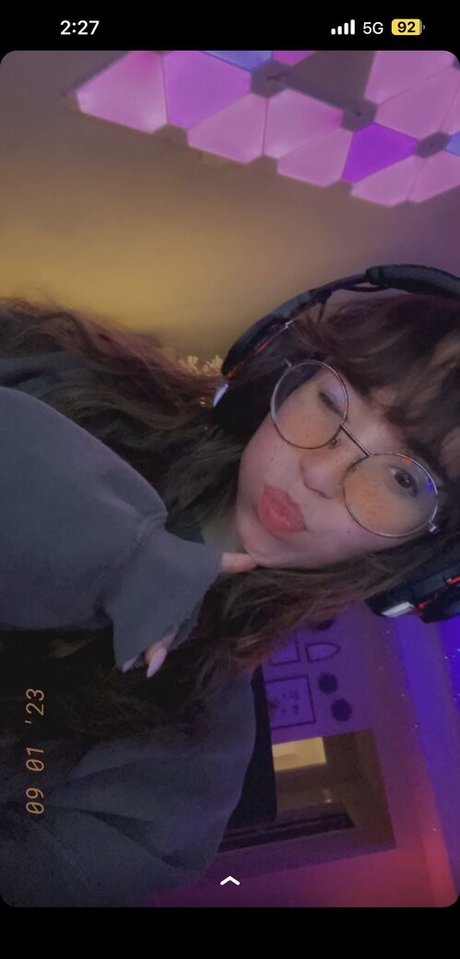 Catlyn Crespo photo 243