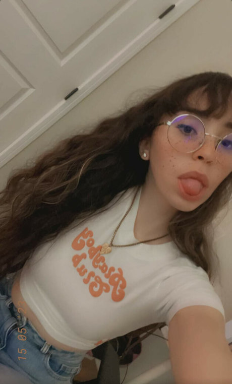 Catlyn Crespo photo 244