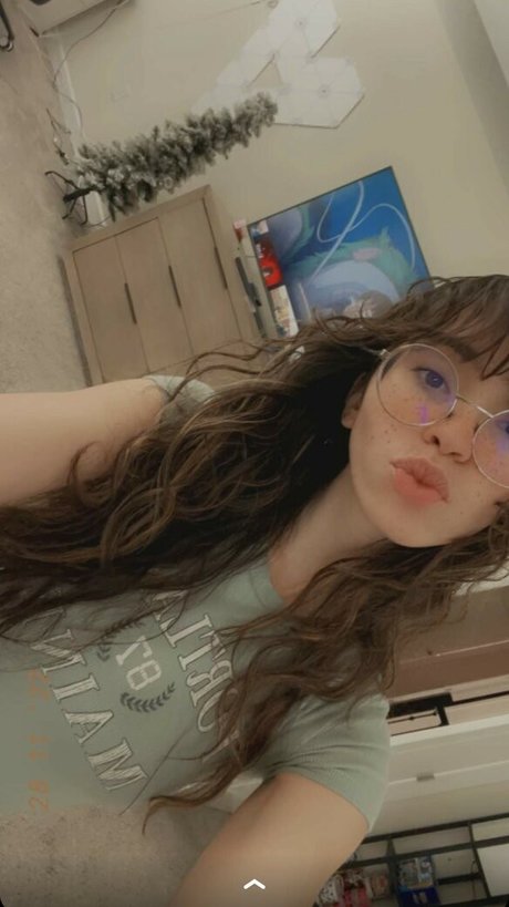 Catlyn Crespo photo 247