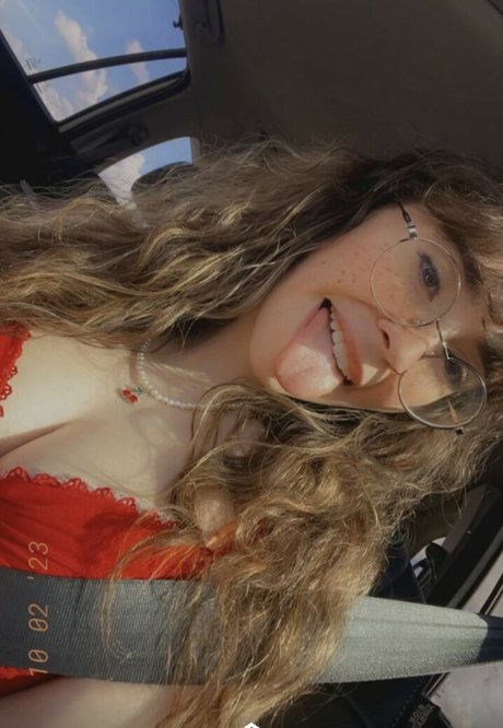 Catlyn Crespo photo 249