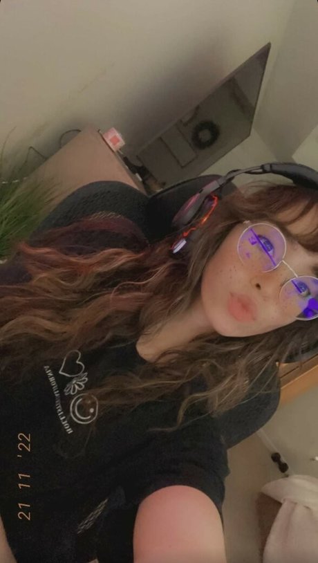 Catlyn Crespo photo 258