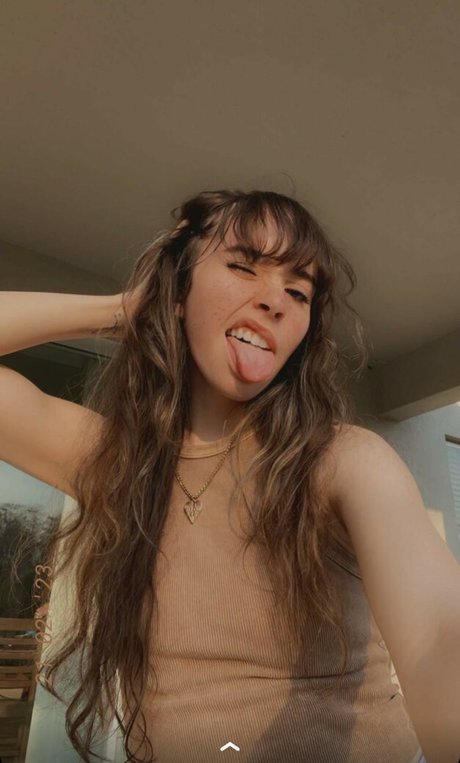 Catlyn Crespo photo 266