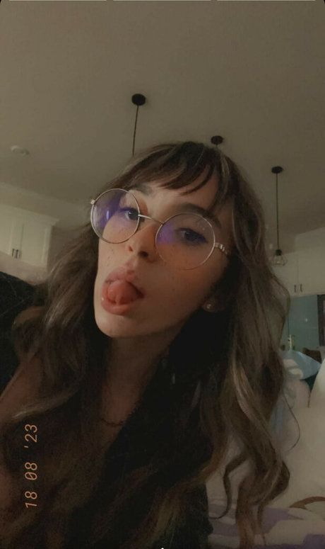 Catlyn Crespo photo 268