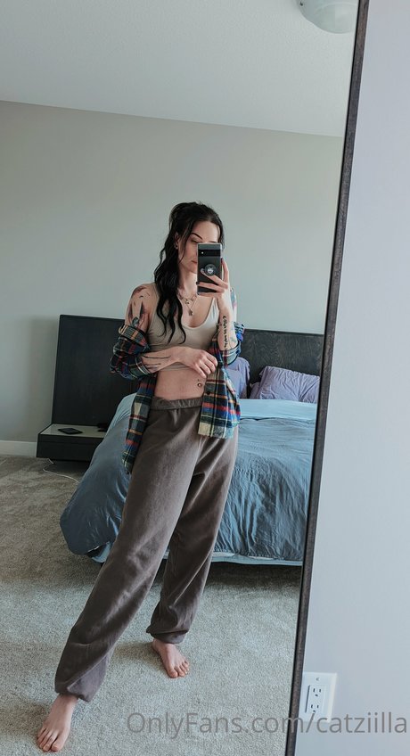 Catziilla photo 59
