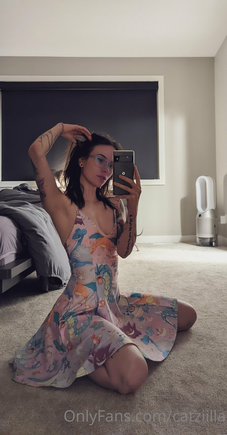 Catziilla photo 82