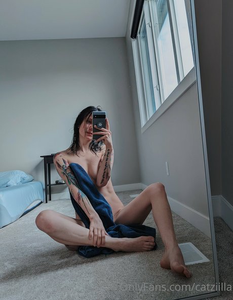 Catziilla photo 105