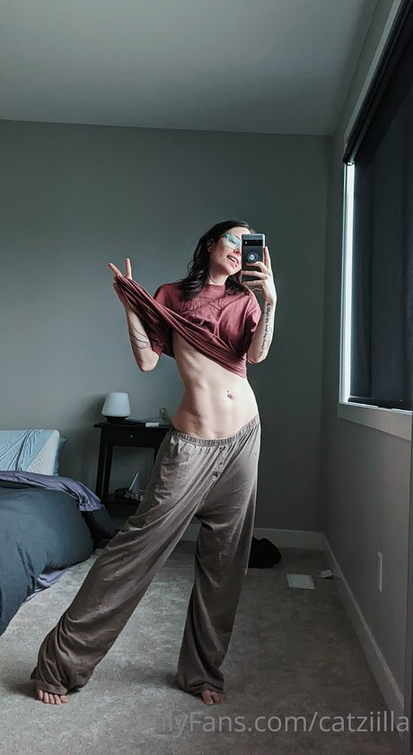 Catziilla photo 114