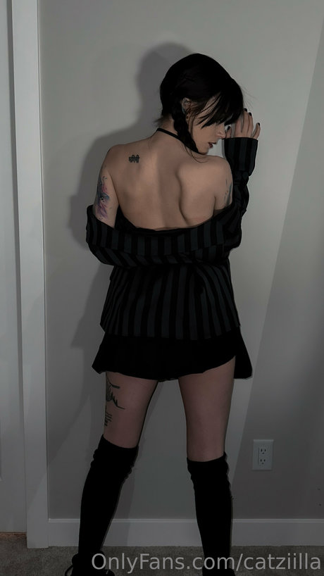 Catziilla photo 192