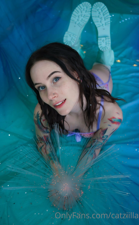 Catziilla photo 268