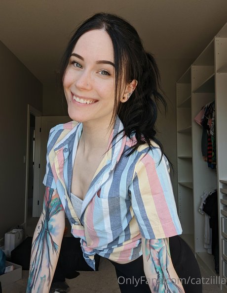 Catziilla photo 277