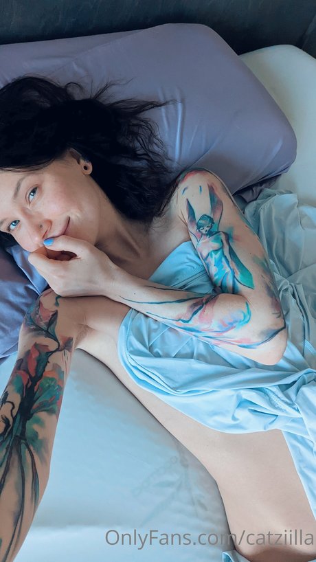 Catziilla photo 365