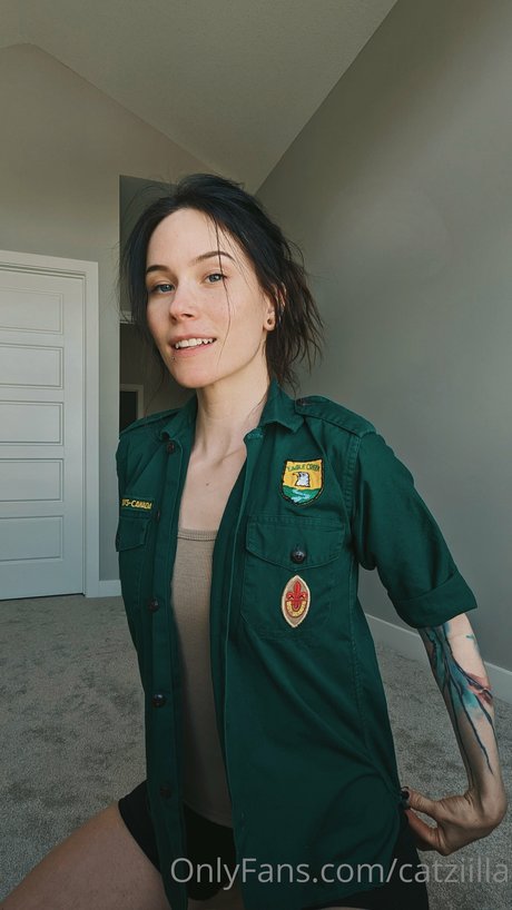 Catziilla photo 370